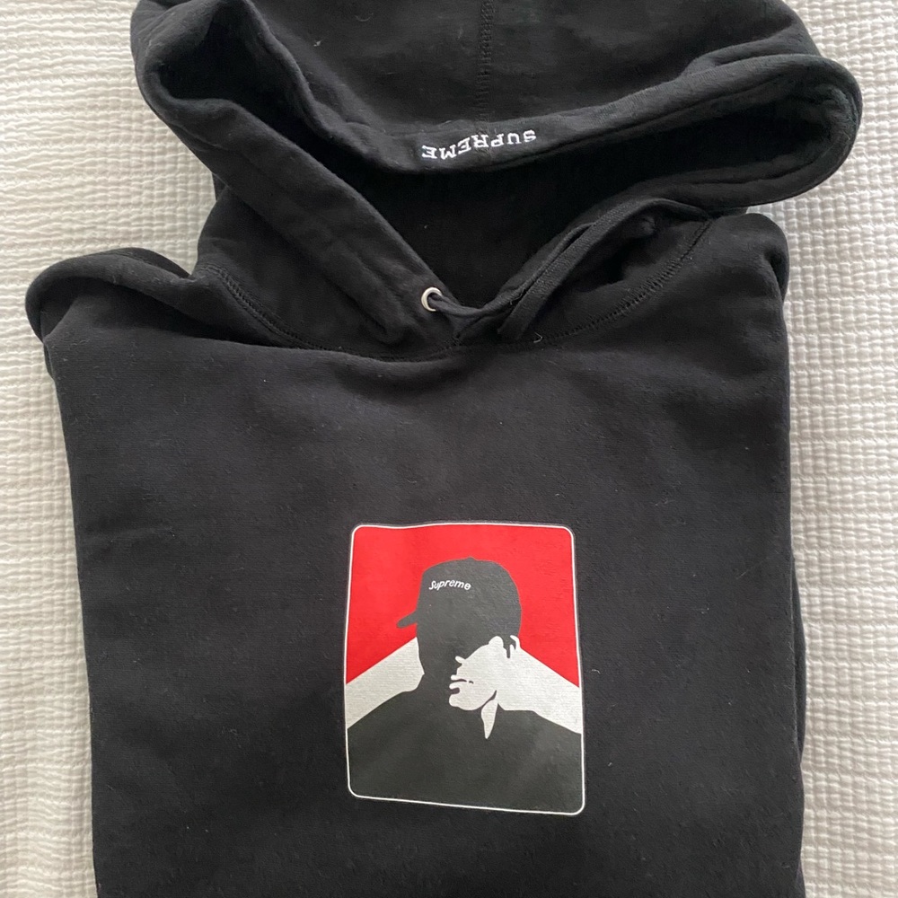 Supreme Hoodie Size L